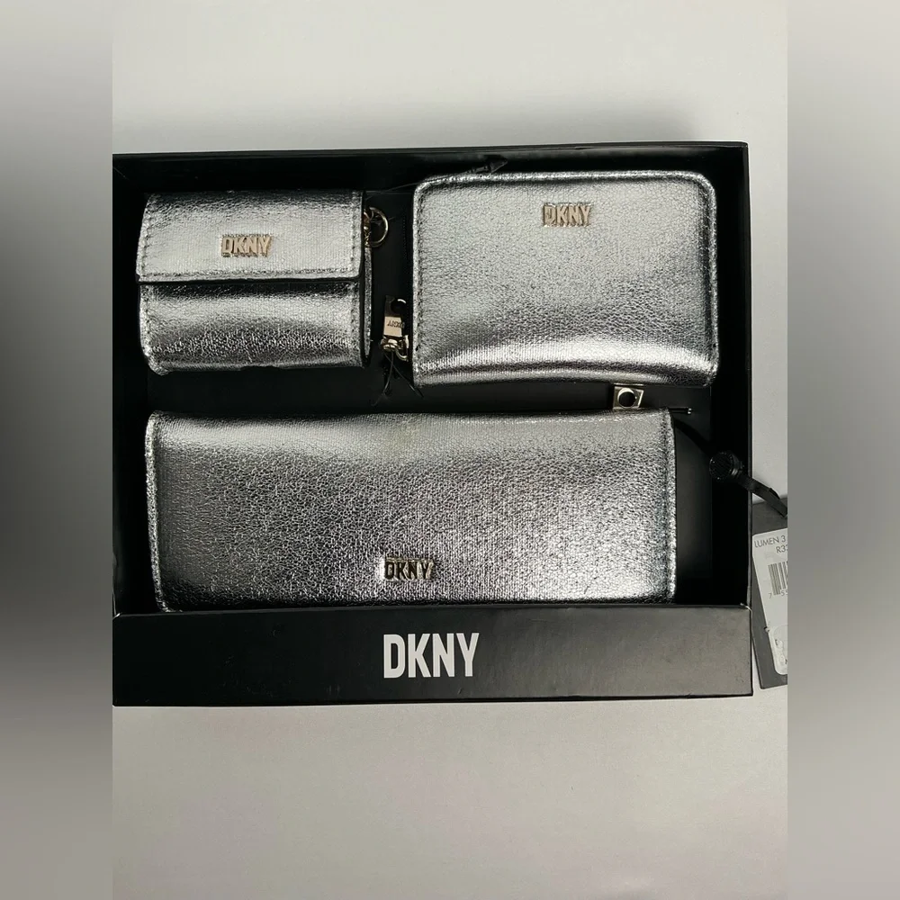 DKNY Silver Lumen 3 piece set, gift box, wallet, card holder, earbud case New
